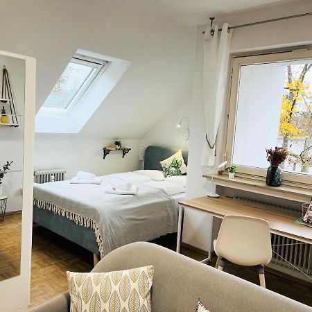 Stylisches Apartment / Netflix / Balkon Bochum Ngoại thất bức ảnh