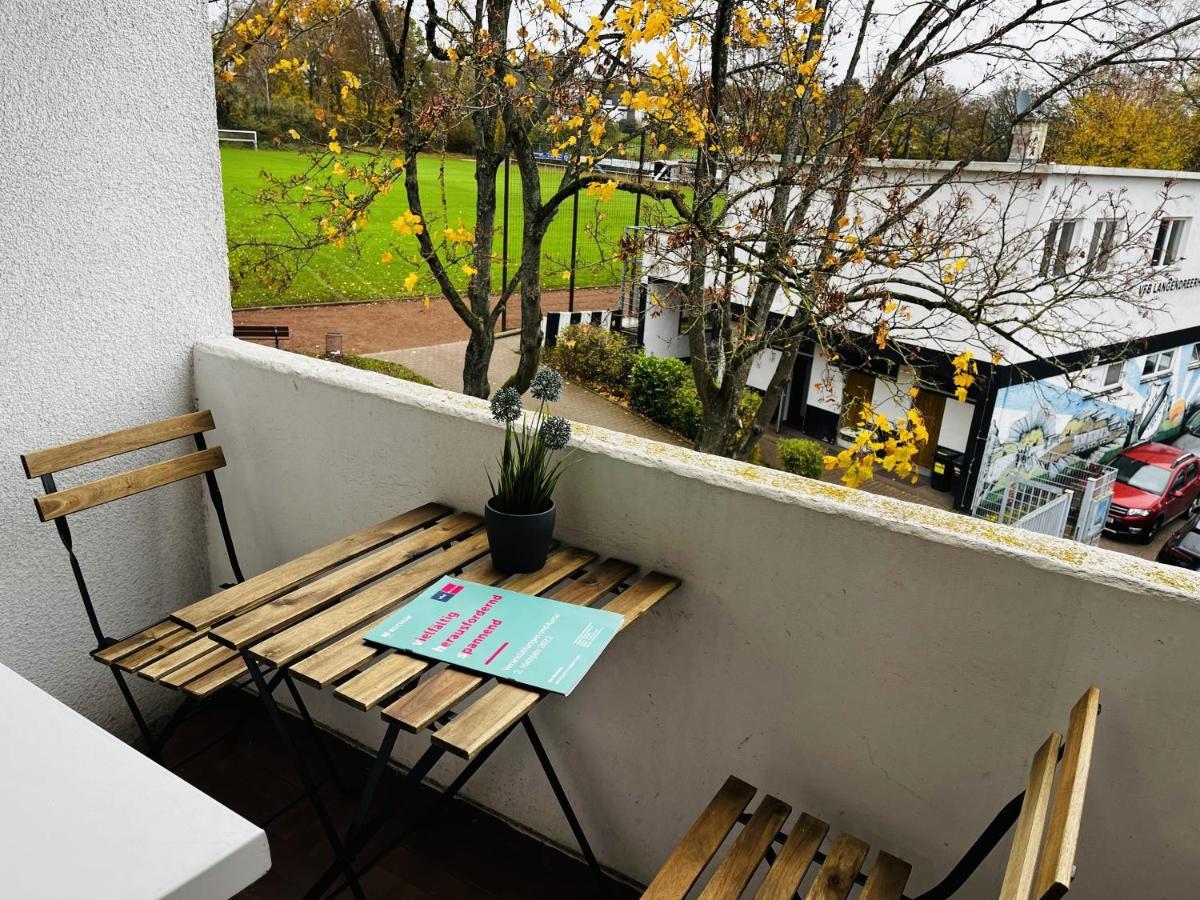Stylisches Apartment / Netflix / Balkon Bochum Ngoại thất bức ảnh